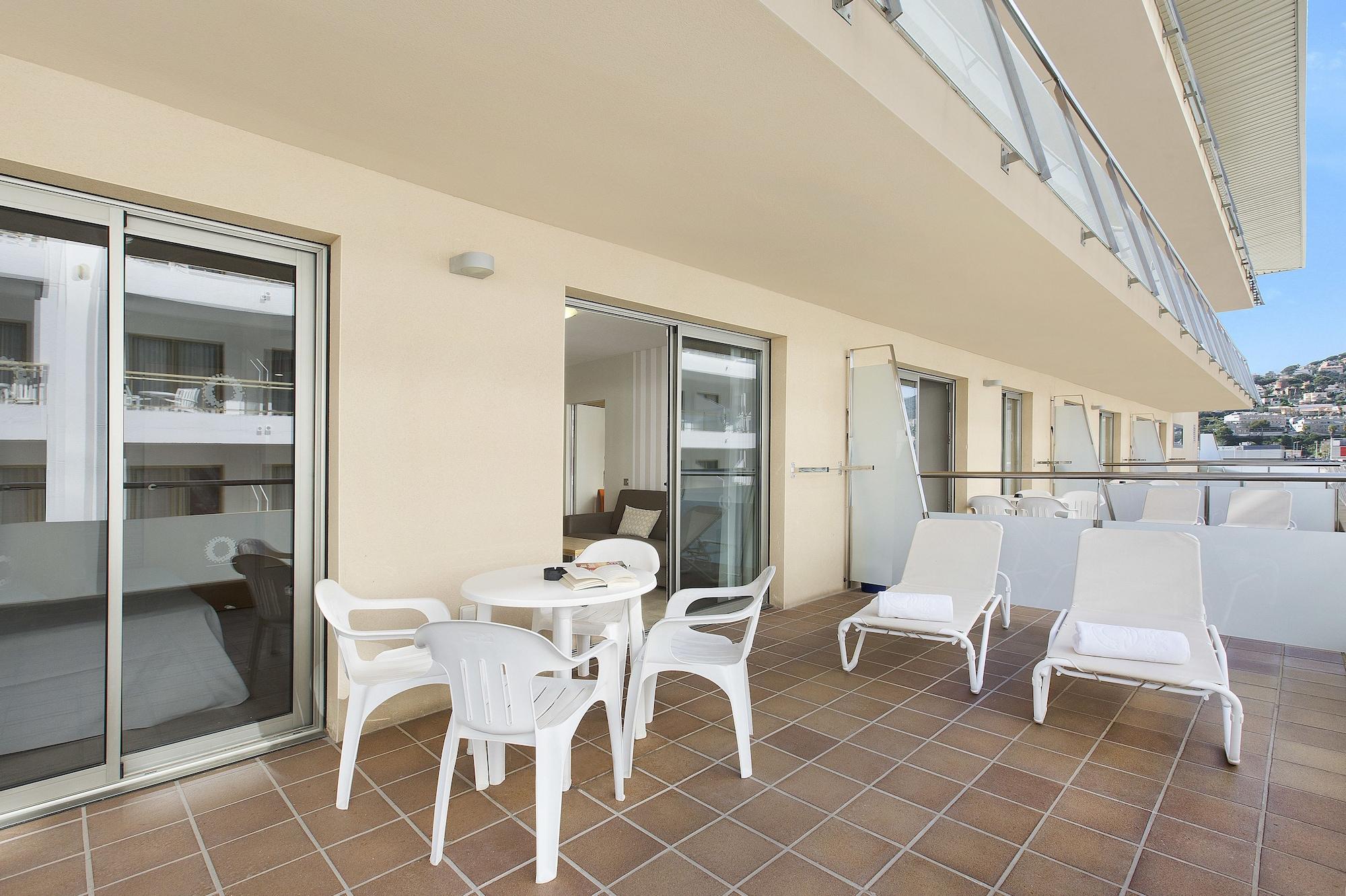 Aparthotel Odissea Park Santa Susanna Exterior photo