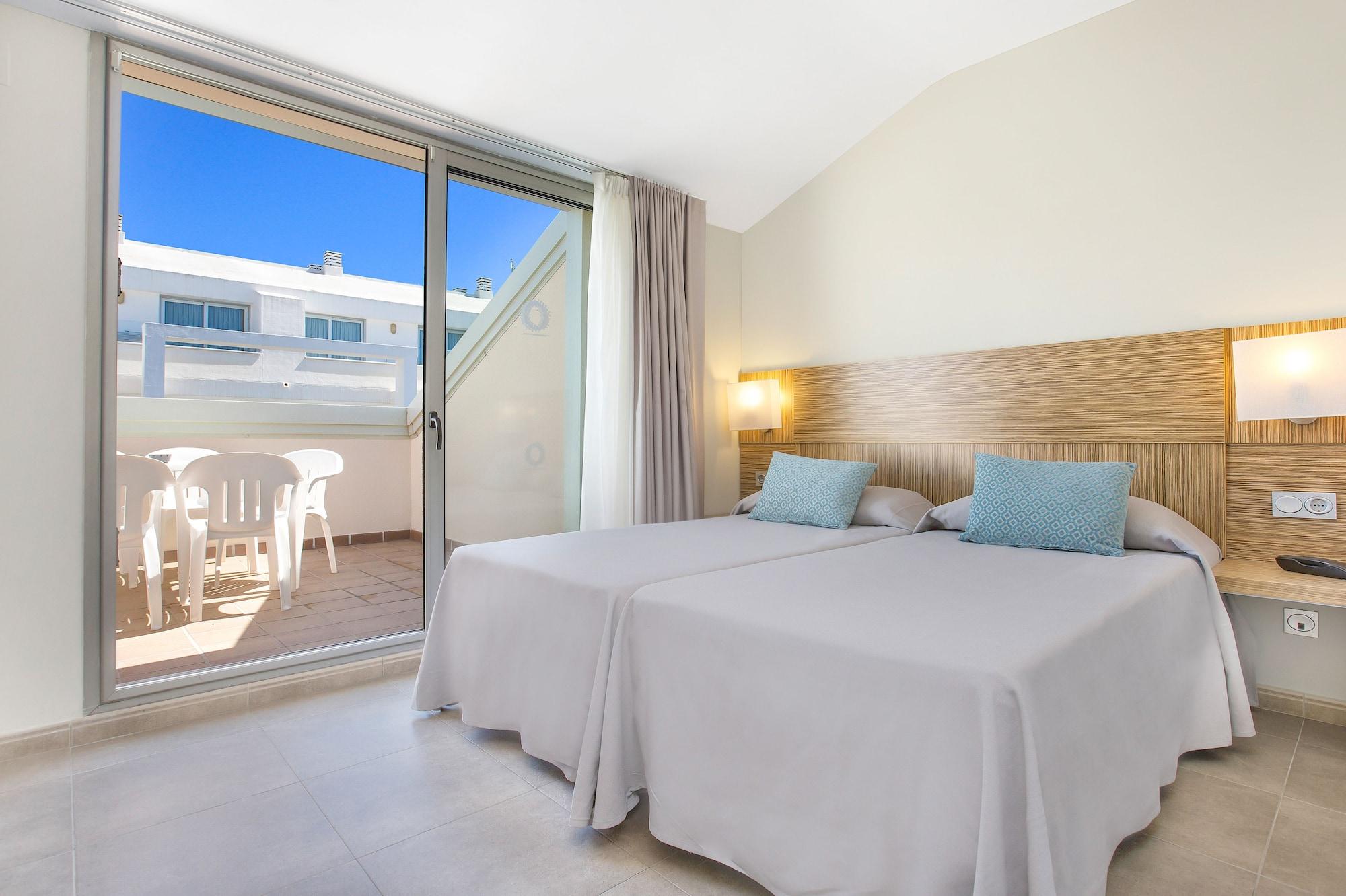 Aparthotel Odissea Park Santa Susanna Exterior photo