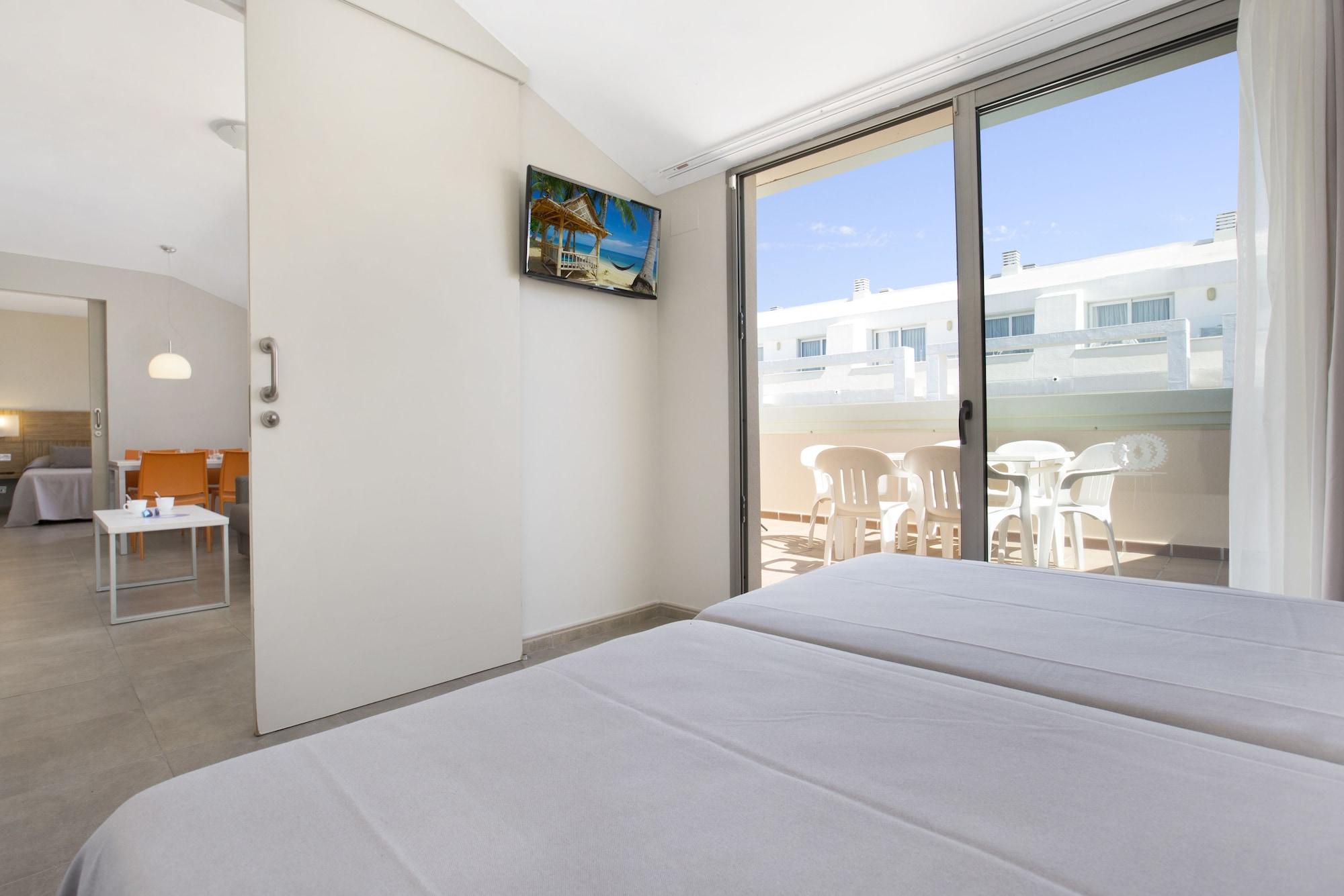 Aparthotel Odissea Park Santa Susanna Exterior photo
