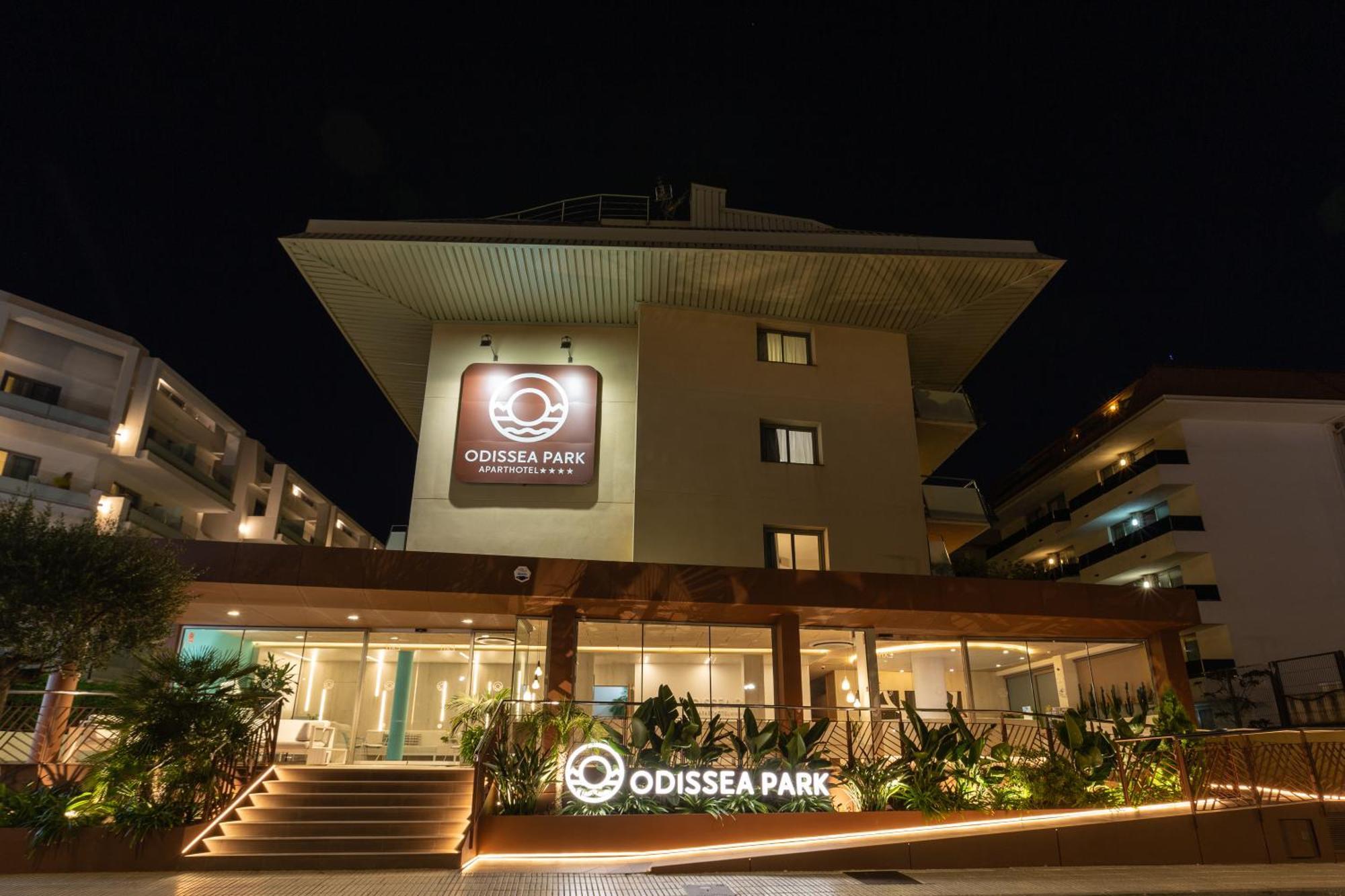 Aparthotel Odissea Park Santa Susanna Exterior photo