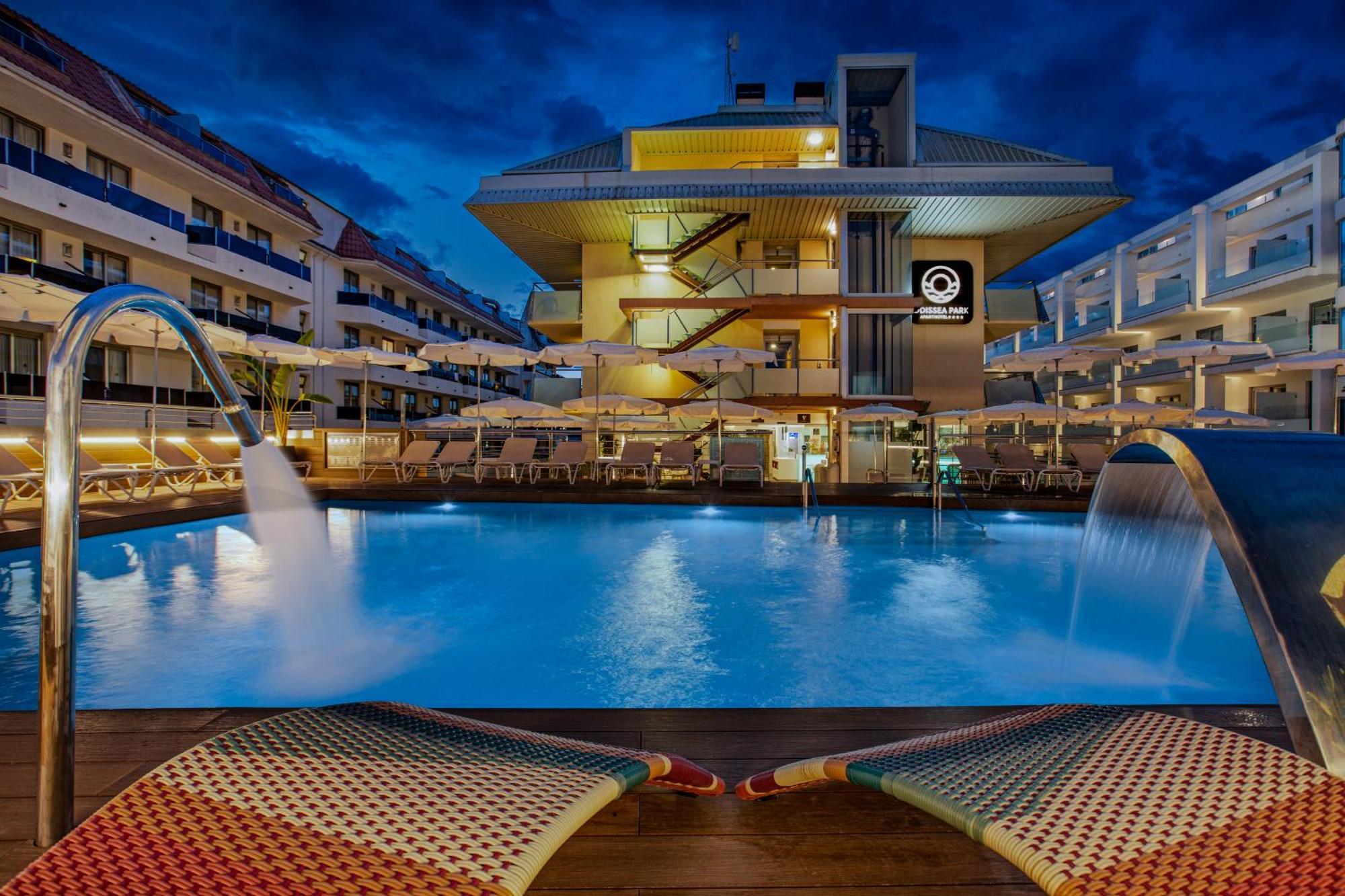 Aparthotel Odissea Park Santa Susanna Exterior photo
